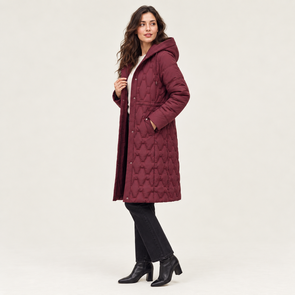Aureline | Cosy Puffer Coat for Women with Long Quilted Hooded Silhouette