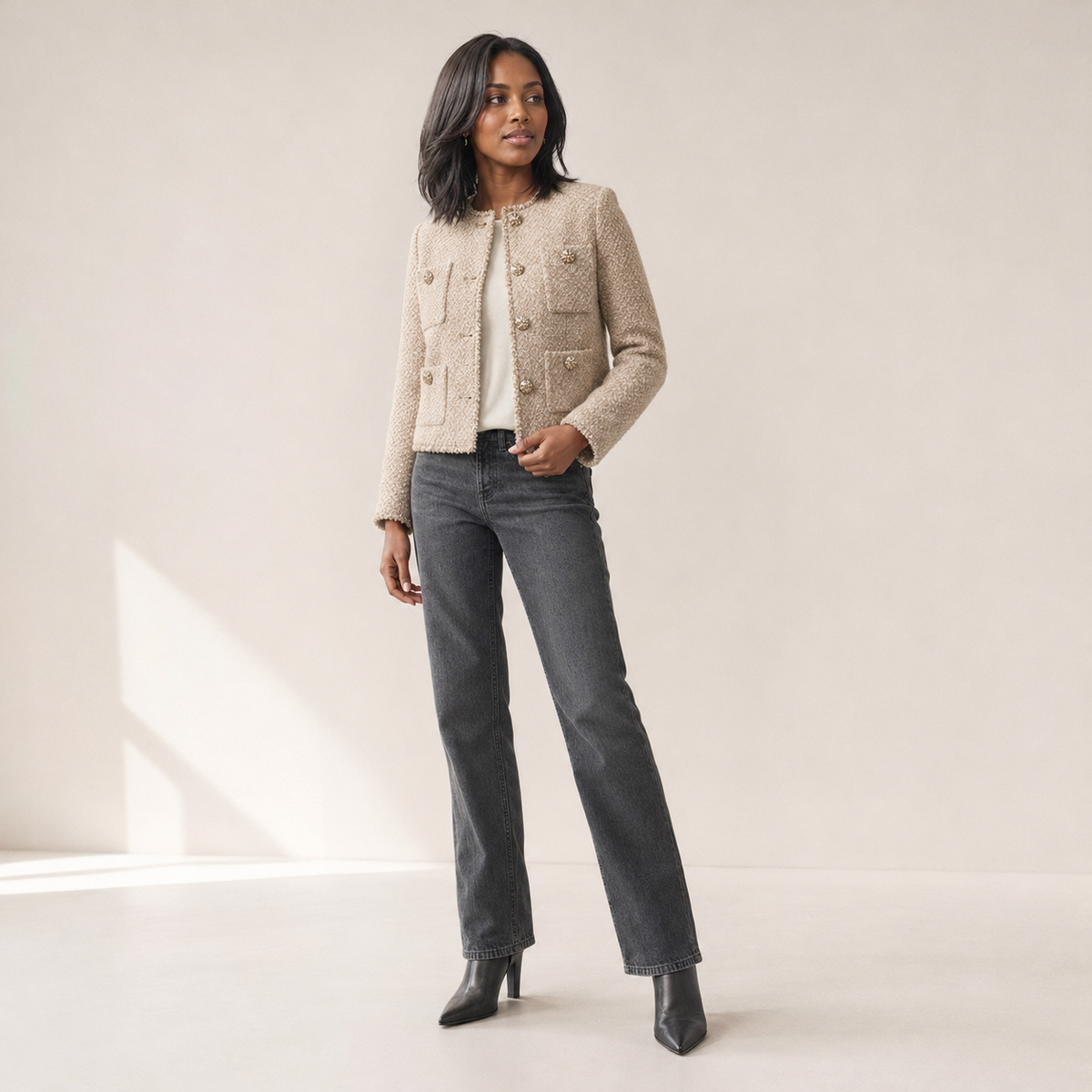 Thea | Cropped Tweed Blazer with Gold Buttons
