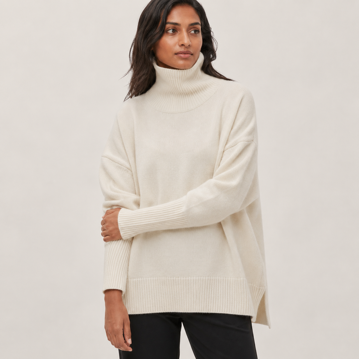 Faustine | Oversized Turtleneck Sweater with Relaxed Long-Sleeve Fit