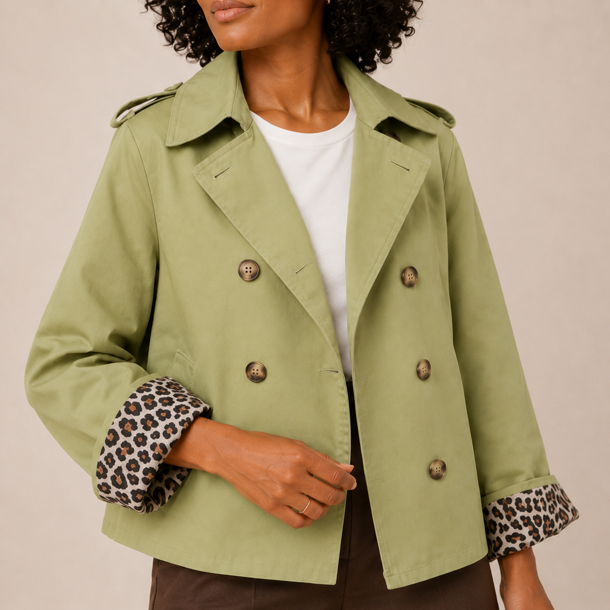 Romy | Short Trench Coat with Printed Lining