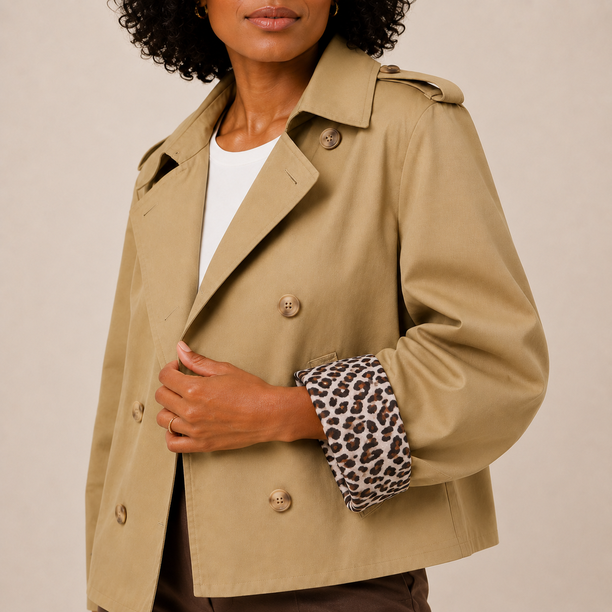 Romy | Short Trench Coat with Printed Lining