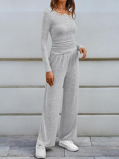 Willow | Chic Loungewear Set with Button Top & Wide Pants