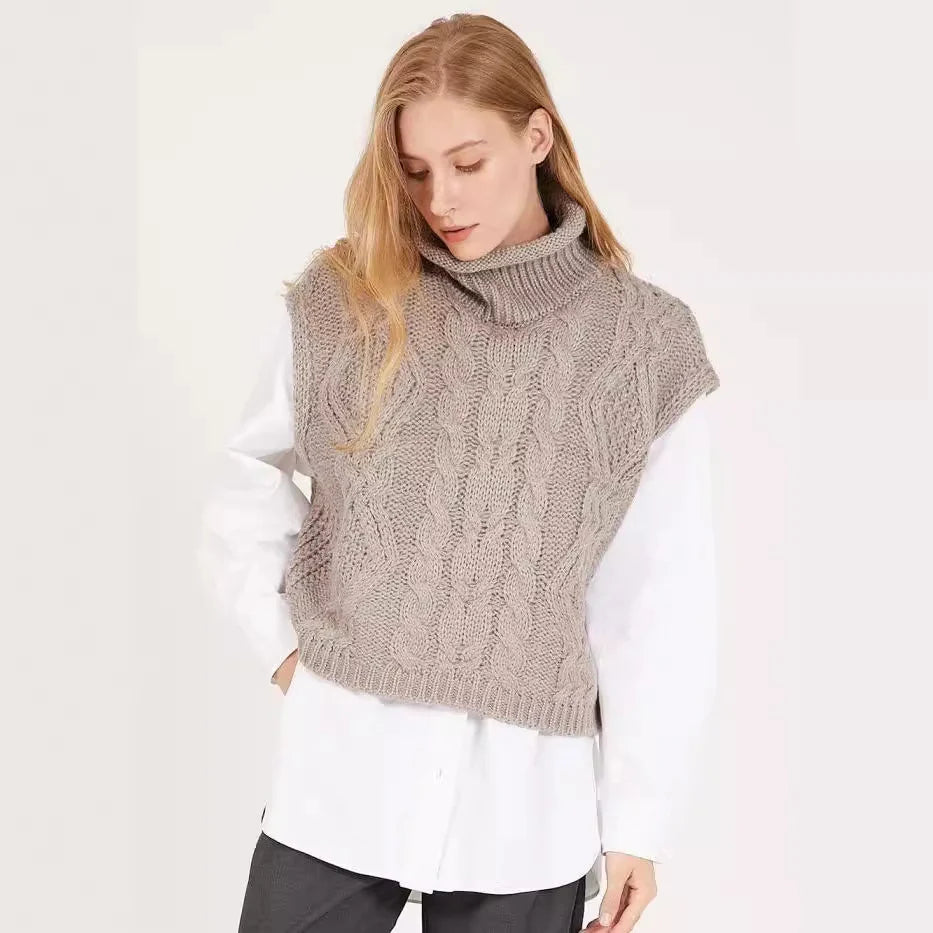 Celeste – Women's Grey Turtleneck Cable Knit Jumper