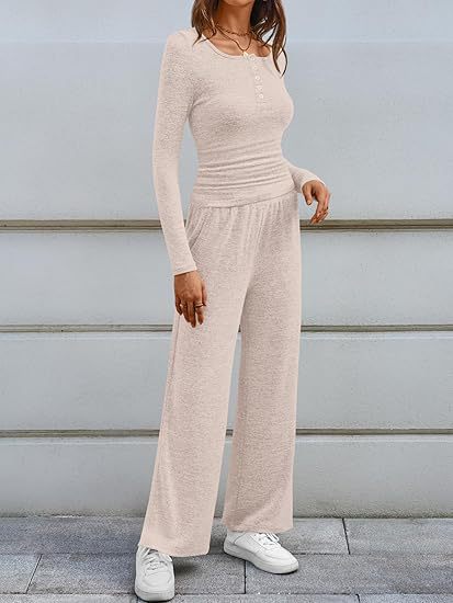 Willow | Chic Loungewear Set with Button Top & Wide Pants