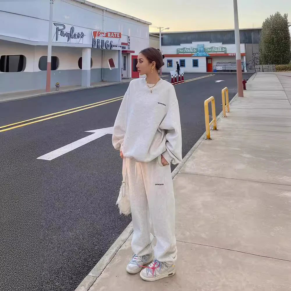 Luna | Relaxed Loungewear Set with Long-Sleeve Top & Pants
