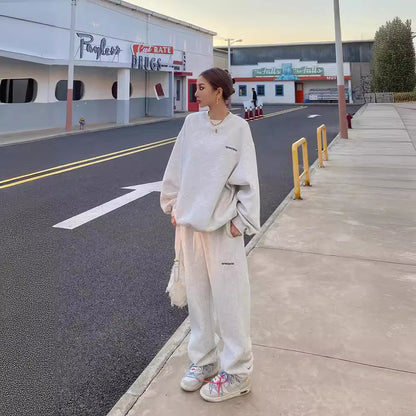 Luna | Relaxed Loungewear Set with Long-Sleeve Top & Pants