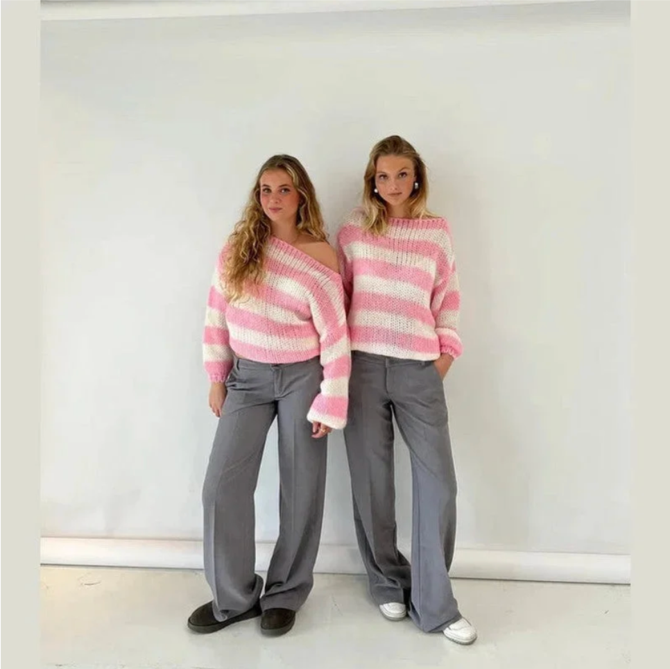 Odile – Women's Navy Striped Round Neck Jumper