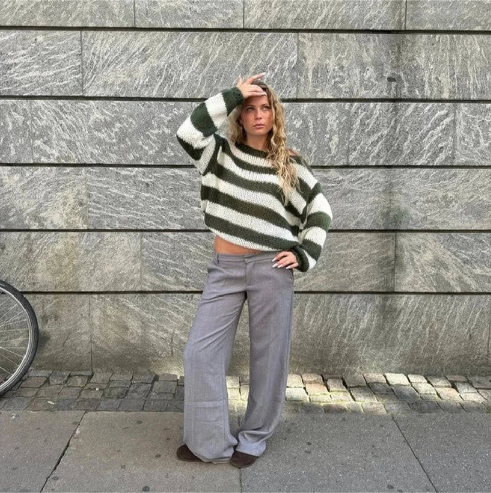 Odile – Women's Navy Striped Round Neck Jumper