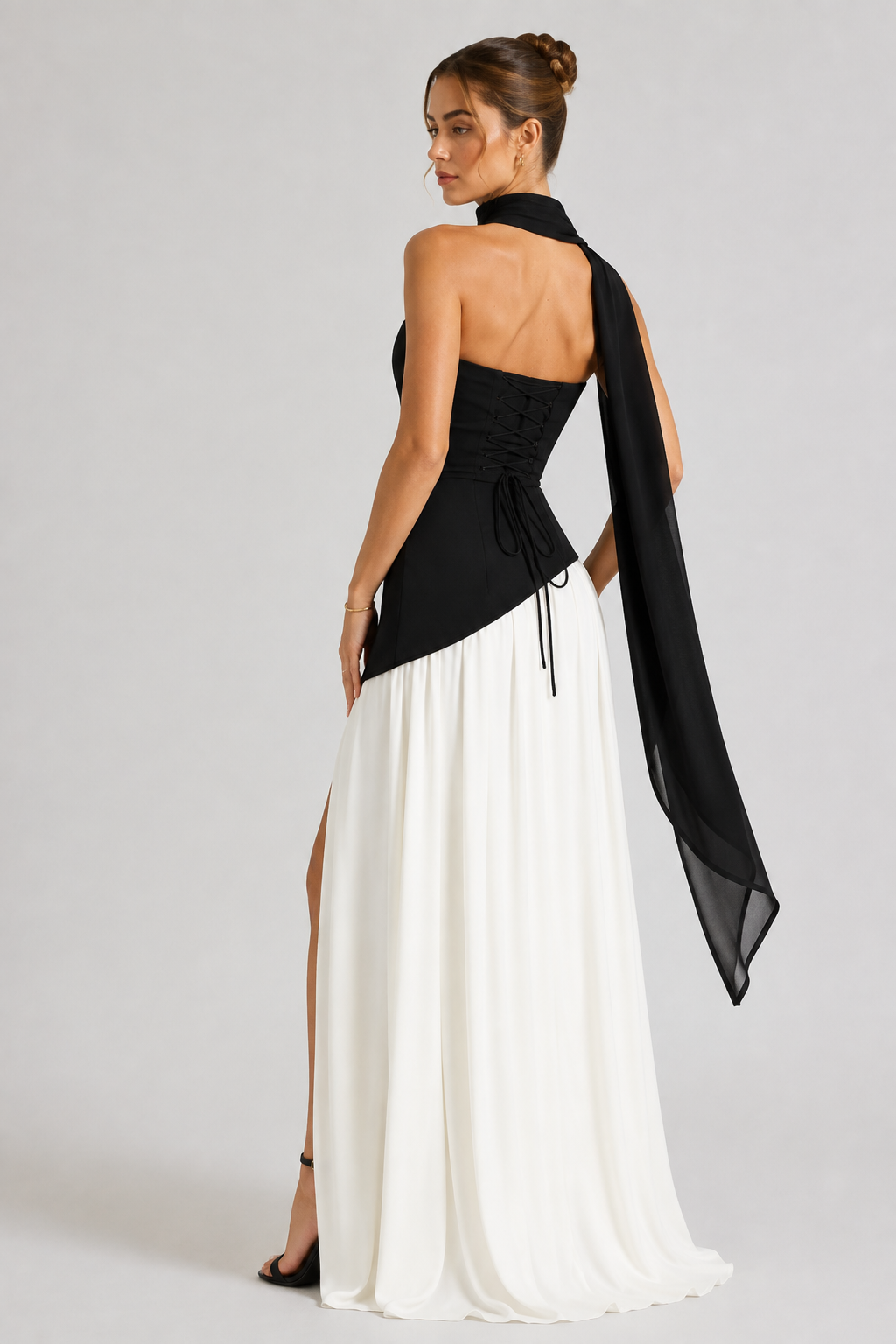 Vivienne – Structured Corset Maxi Dress with High Slit