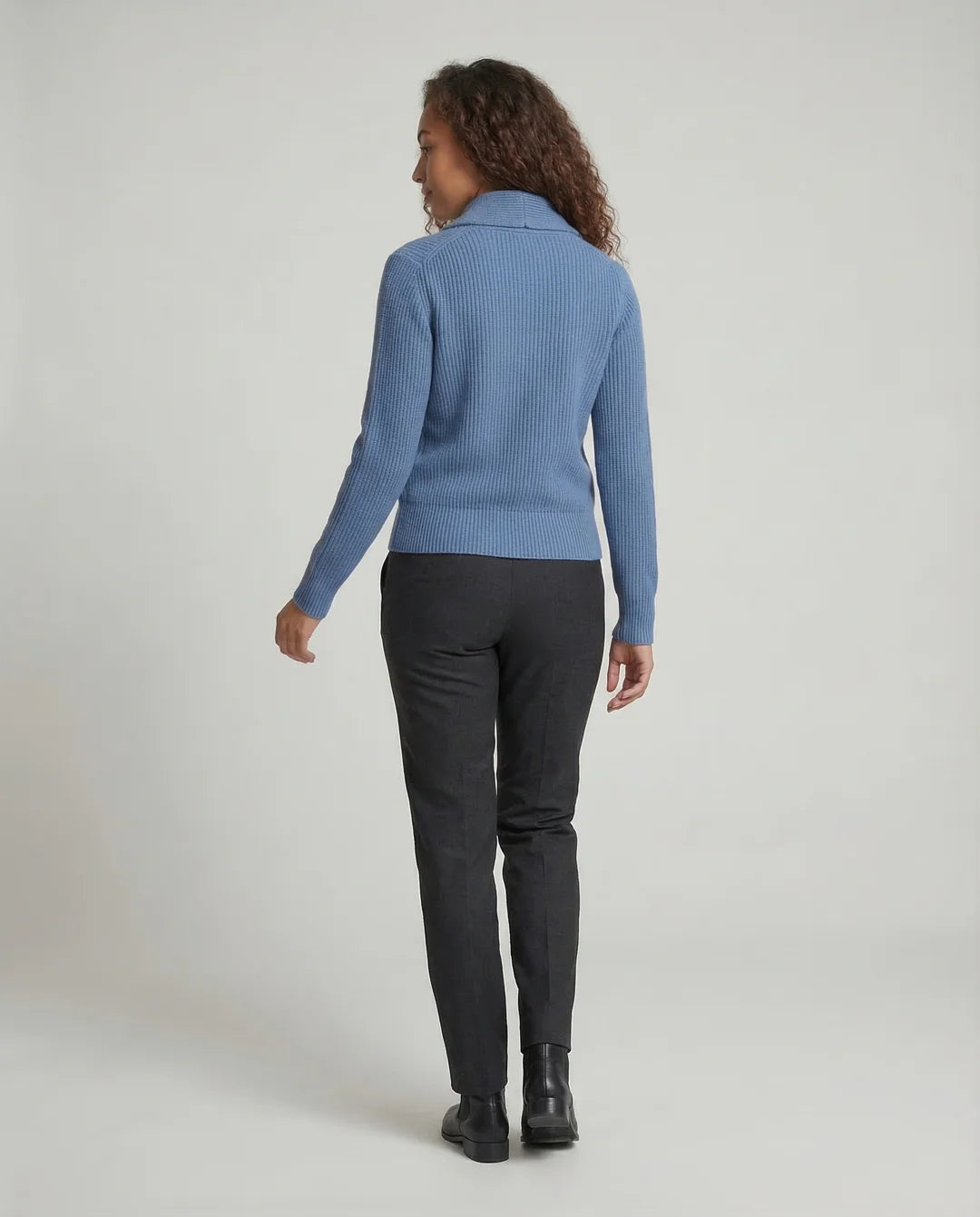 Rowan – Women's Light Blue Lapel Collar Knit Cardigan