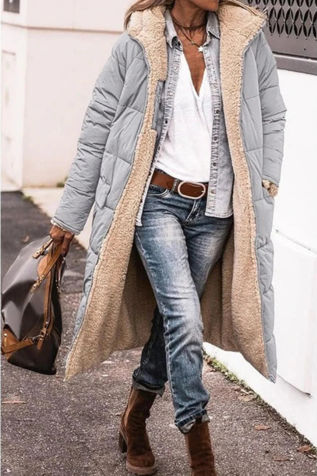 Evelisse | Women's Long Reversible Hooded Puffer Coat with Sherpa Lining & Relaxed Winter Fit