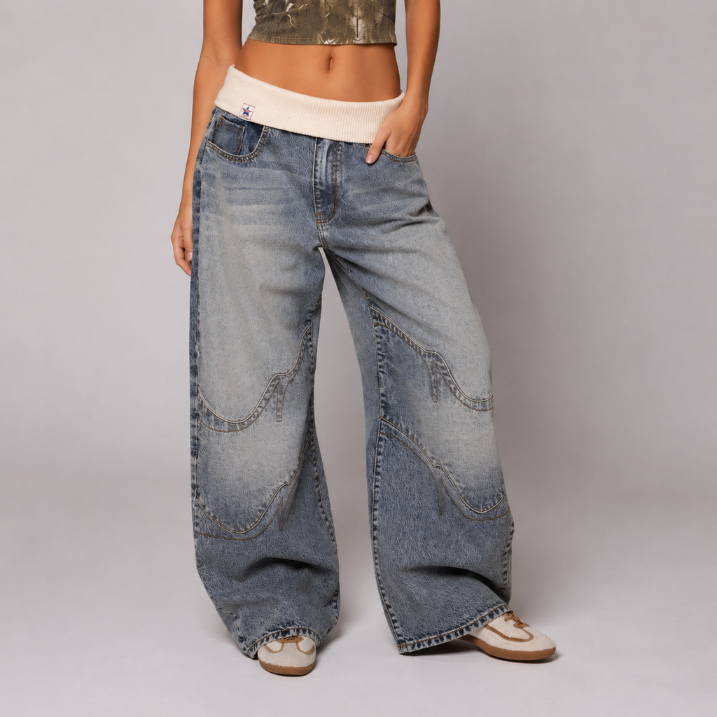 Odile – Rolled-Waist Y2K Jeans in Washed Blue