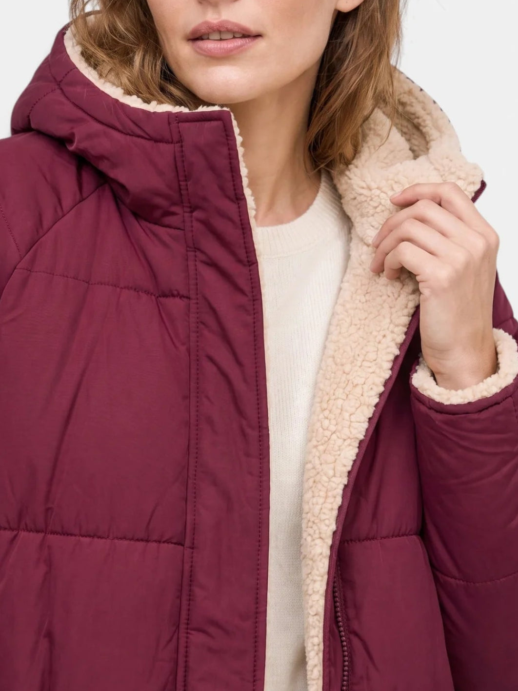 Sabine | Women's Longline Hooded Puffer Coat – Quilted Zip-Up Winter Jacket with Full-Length Coverage