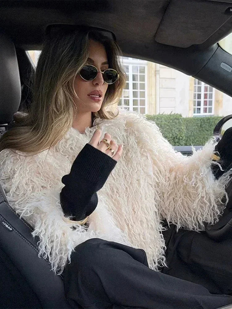 Apolline | Chic Faux Fur Jacket for Women with Soft Long-Sleeve Design